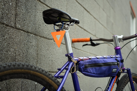 Visto Cycling Mini Reflective Triangle - Solid Colour