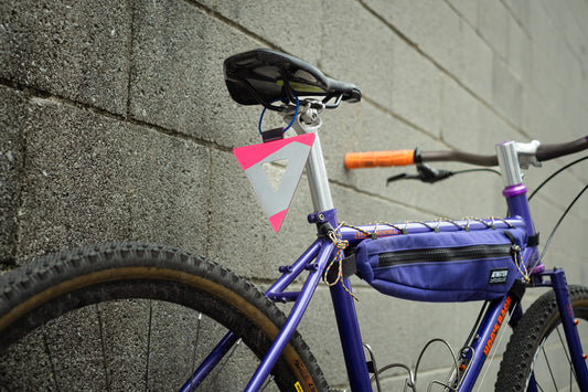 Visto Cycling Reflective Triangle Standard - Pink/Silver Streak